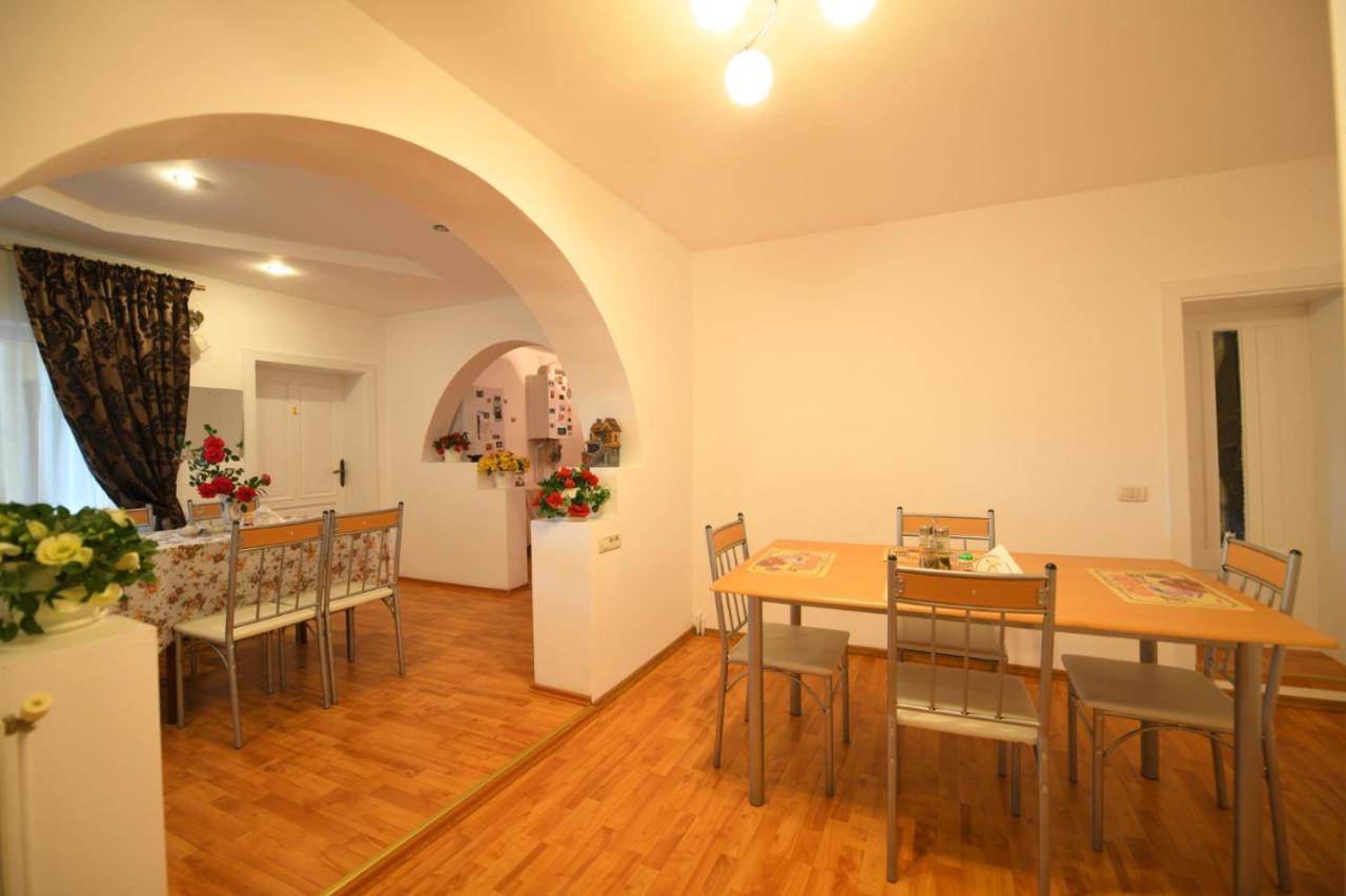 Apartamento Casa Mirandre Haţeg Exterior foto